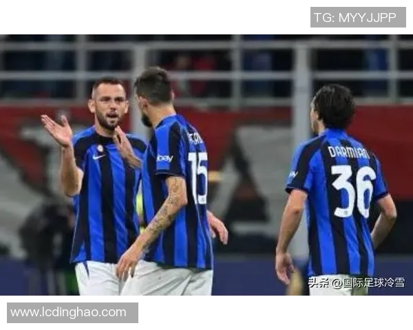 冬窗巨震？都体曝德弗赖或将离国米，四队有意争夺